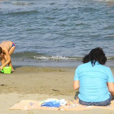 Βίλα 4b Llido Degli Estensi